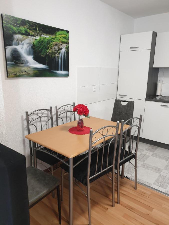 Dm Apartment